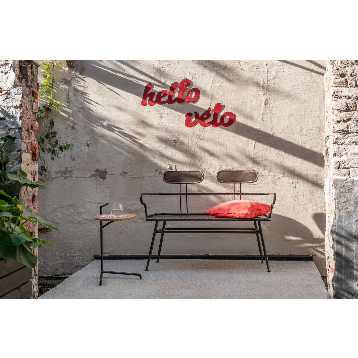 J-Line Bijzettafel Bistro Rond Mango Hout/Ijzer Naturel/Zwart