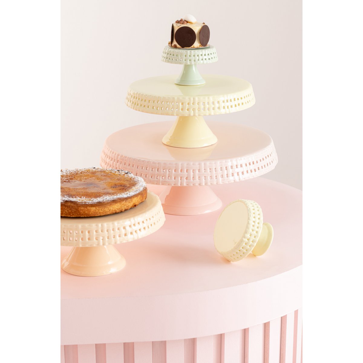 J-Line Cake bord - taartplateau - keramiek - geel - L