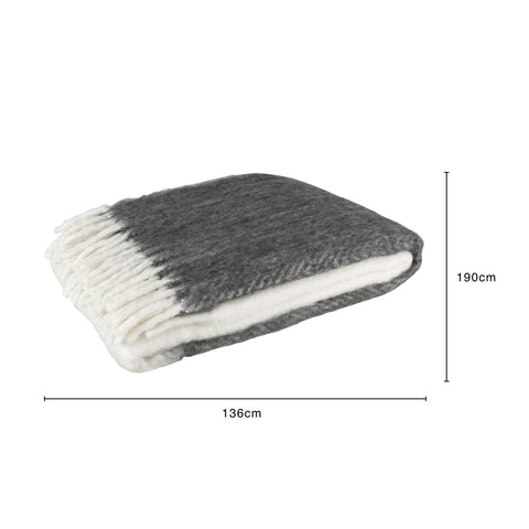 J-Line Plaid - polyester - zwart/ wit - 190 x 136 cm