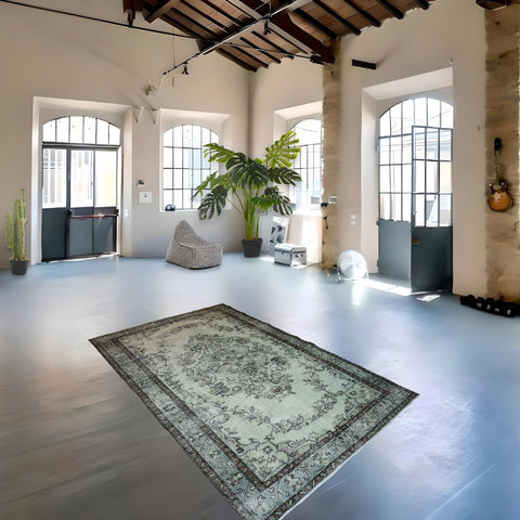 Licht groen vintage vloerkleed - 257x180 cm - HANDGEMAAKT